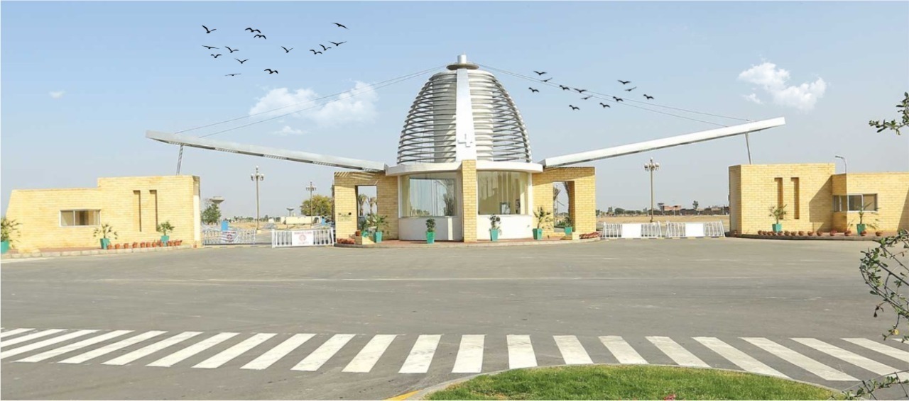 bahria-town-lahore-entrance-gate